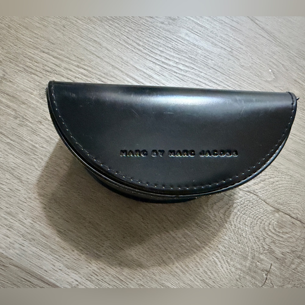 Marc by Marc Jacobs Black Leather Semi-Circle Case